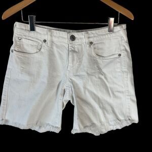 True Religion Emma White Bermuda Short Flap Shorts Sz 26